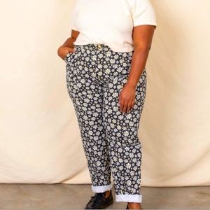 BBP Pencil Pants RARE 3X - Lazy Daisy Print